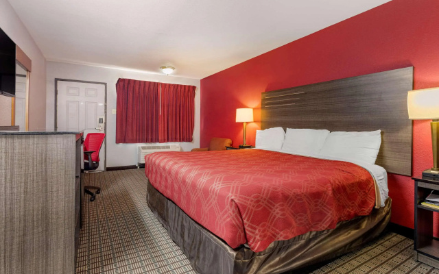 Econo Lodge near Wichita Falls Event Center