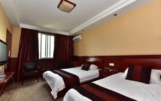 Longxian Hotel