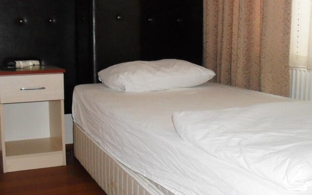 Altin Otel
