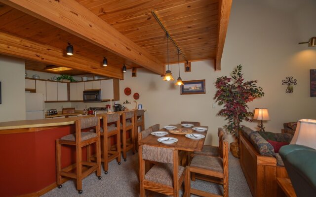 Sunplace 3 Bedroom Townhome #07