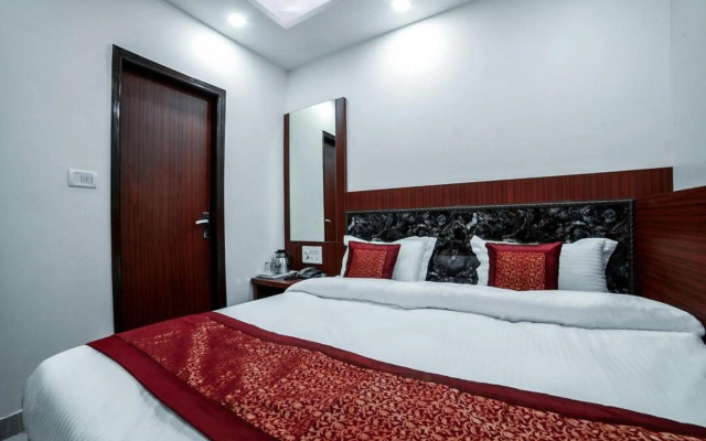 Hotel Gush International