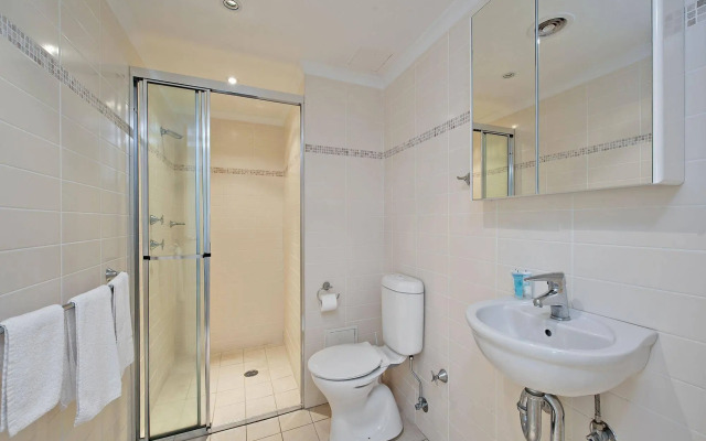 Shoal Bay Beachclub Apartments