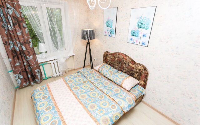 Apartment on Perunovskiy 4-10