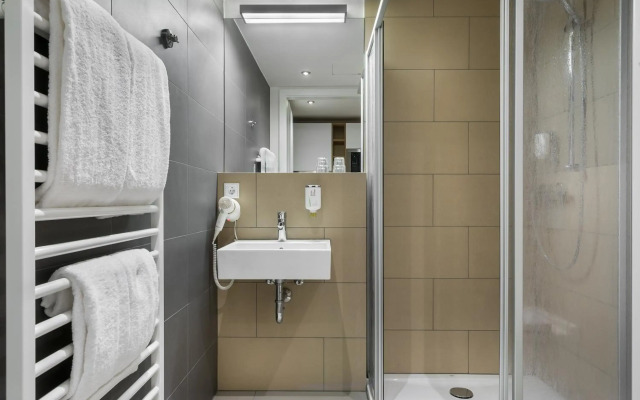 Signature East Hotel Apartment