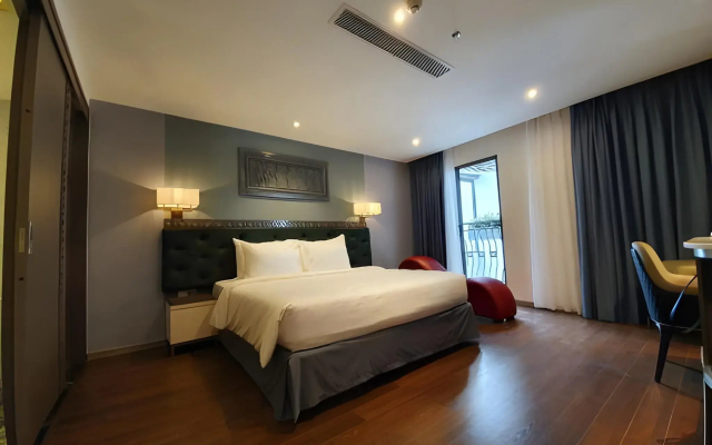 Erica Nha Trang Hotel