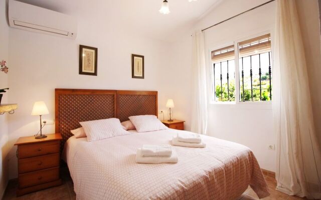 1076 Cortijo de la Musica