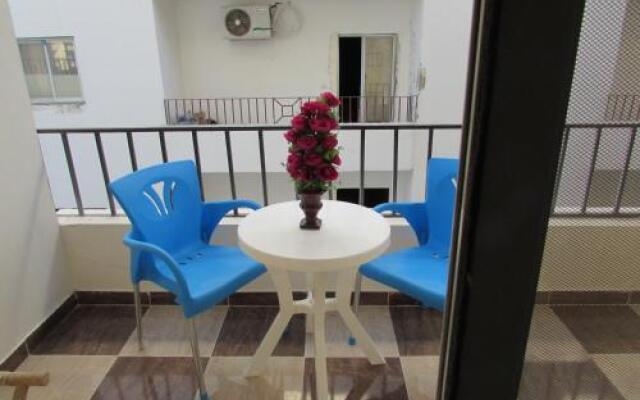 Apartments M Near The Sea Redsealine