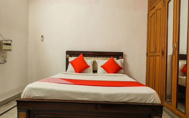 Krupa Service Apartment by OYO Rooms