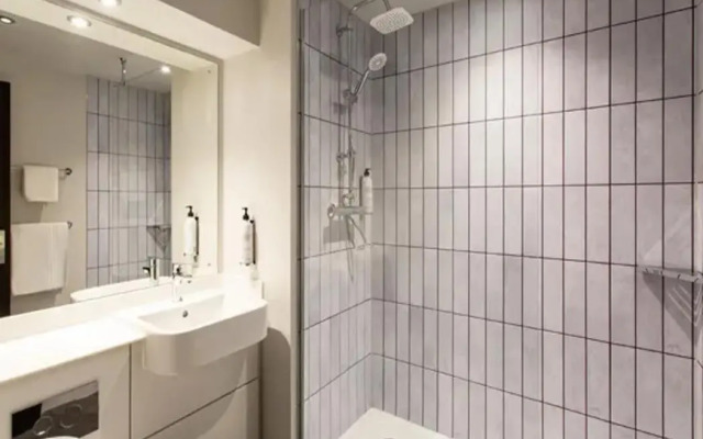 Splendid Holiday Home In Solihull Near Brueton Park Lake