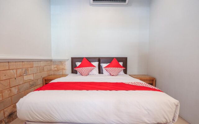 OYO 135 Menteng Guest House
