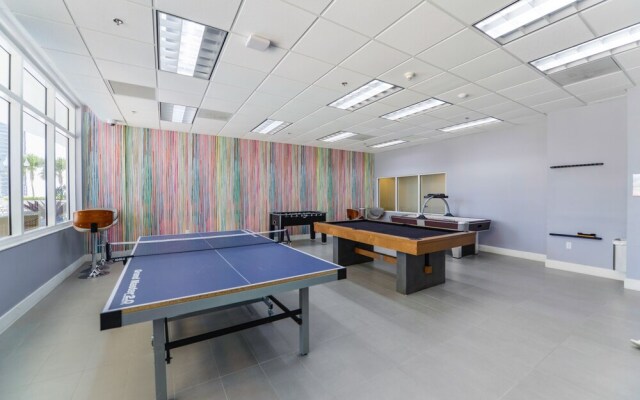 Amazing 2Br Condo in Brickell W Pool