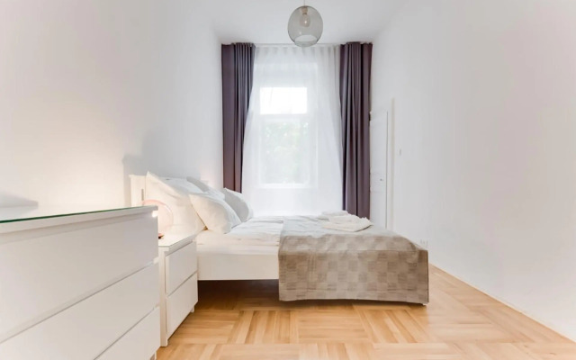 The Dancing House Residence