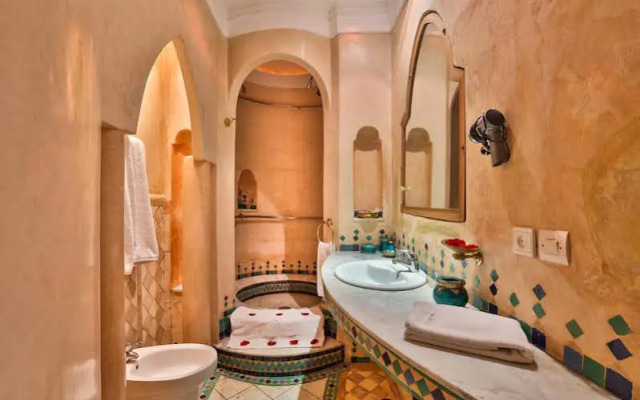 Riad Moucharabieh