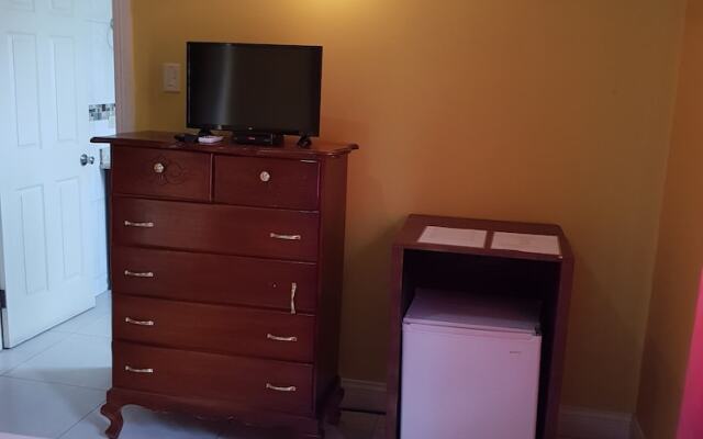Palms Of Ottawa Rooms and Apartments
