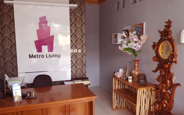 Metro Malioboro Living