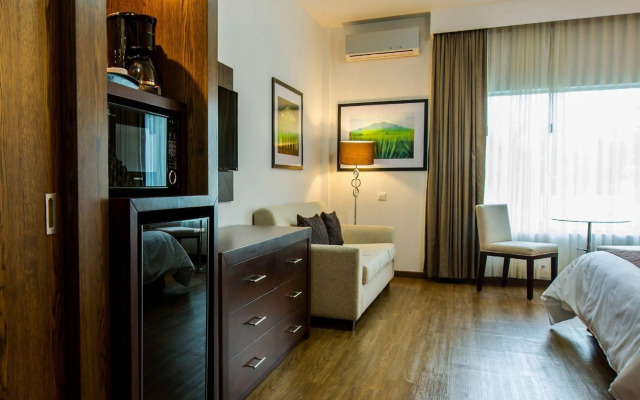 Hotel Estancia Business Class