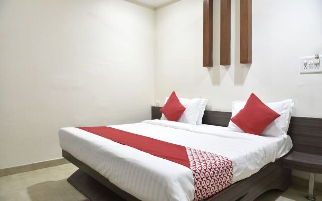 Oyo 49896 Hotel Ic Inn