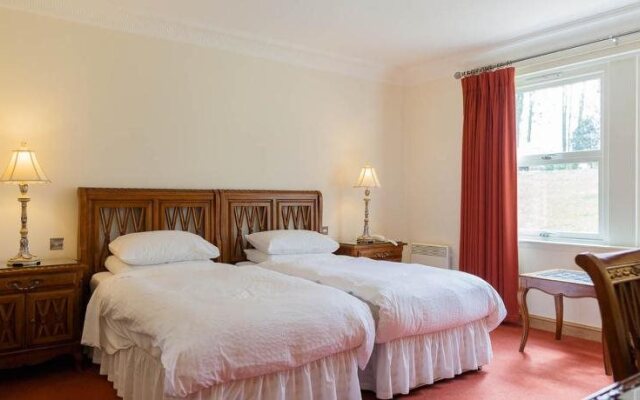 Woodland House Hotel