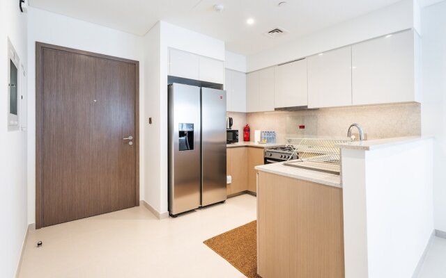 Lavishly Elegant 2BR with Breathtaking Burj View
