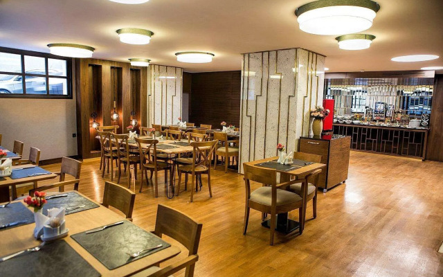 Trass Hotel