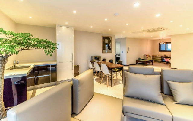 Nine Boutique Hotel