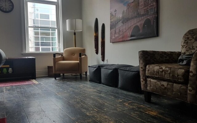 Wander - Downtown London