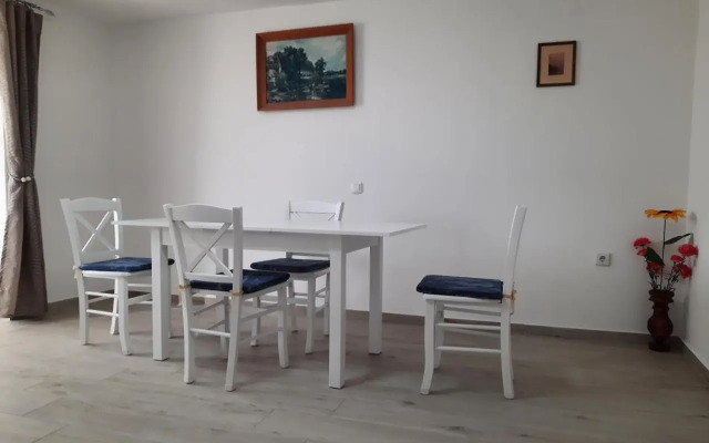 Apartmani Ana-Lora