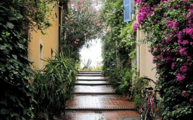 Safranier Villa Emy
