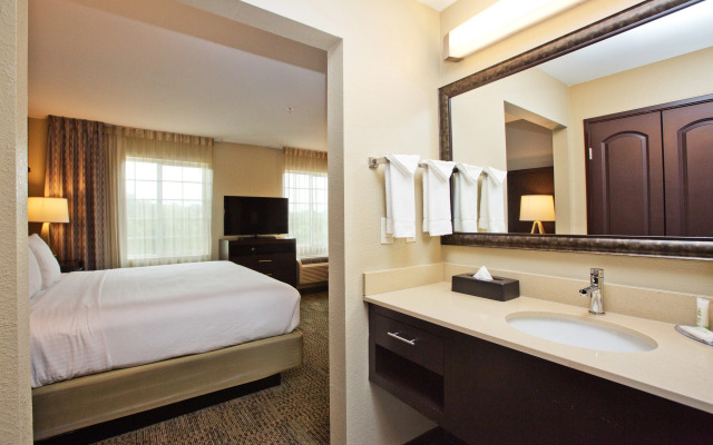 Staybridge Suites Austin South Interstate Hwy 35 by IHG