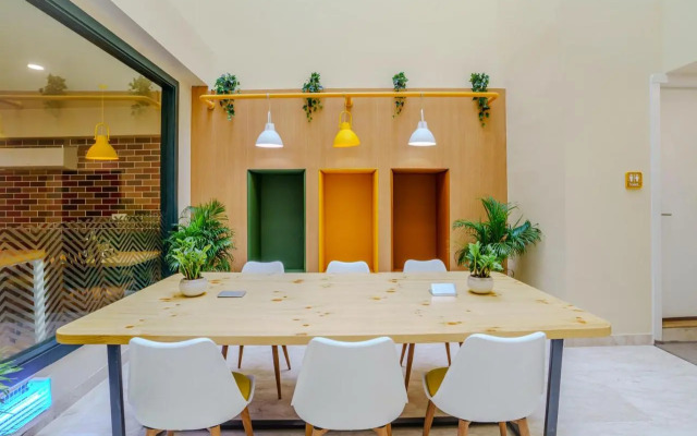 Bloom Hotel - Greater Kailash 2