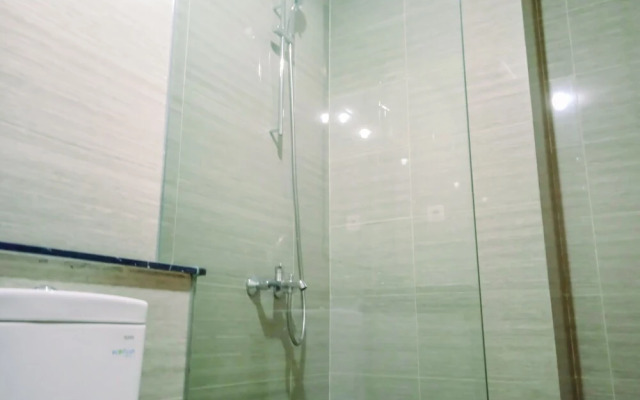 Spacious and Elegant 4BR at Hillcrest House Apartment