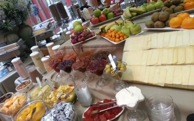 Armon Suites Hotel