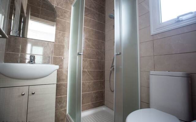 Cyprus Villa Green Bay 20 Gold