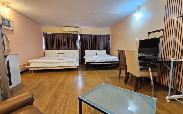 IMPACT Muang Thong Thani,daily rental room, Muang Thong Popular Condo C5