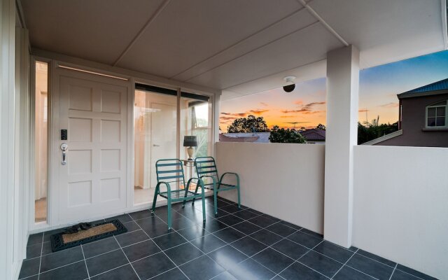 Birkenhead Super Cozy & Comfort Homestay