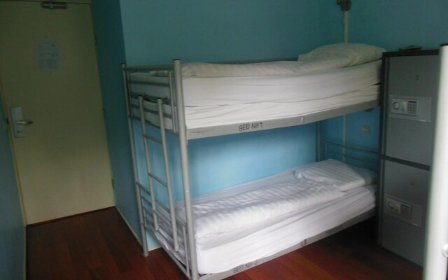 Hostel Sleep Inn