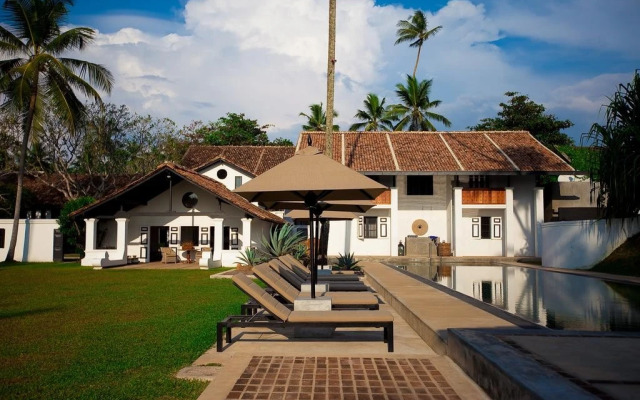 The Villa Bentota by KK Collection