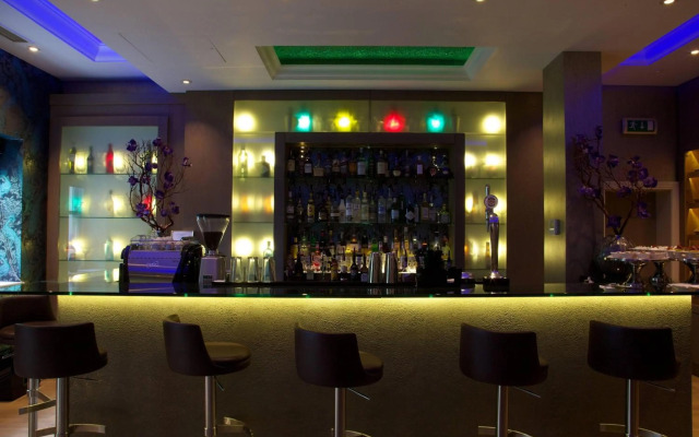 Hotel Xenia, Autograph Collection
