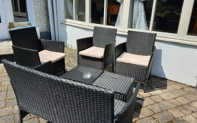 Liffey Valley House Hotel