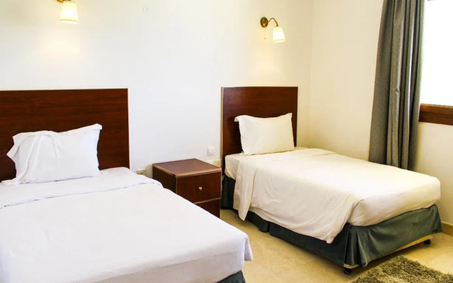 Coastal 2-bedroom Getaway