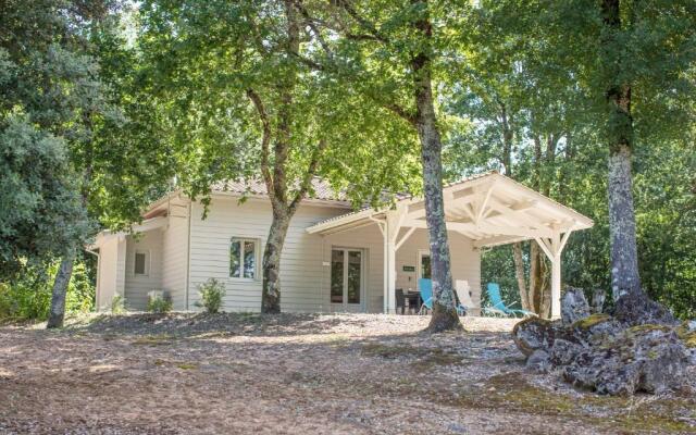 Chalet BIRON - Piscine & Tennis - Gîtes de Poubille