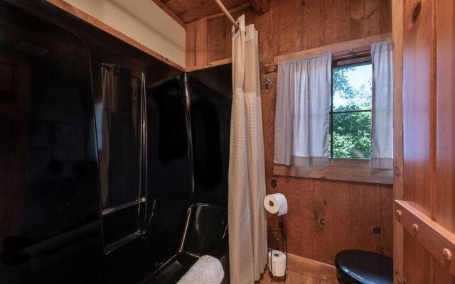 The Davies Family Inn