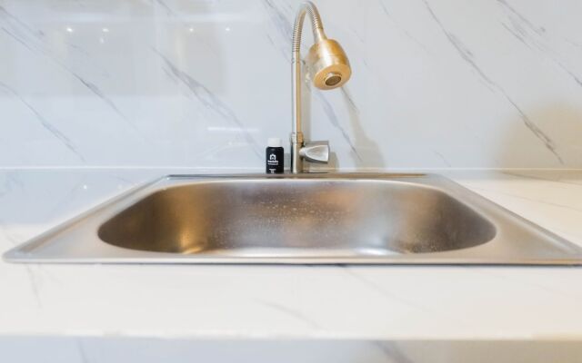 Quiet 2BR Apartment at Supermall Mansion Anderson