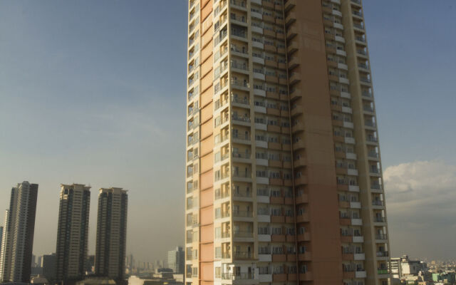 Regency Grand Suites