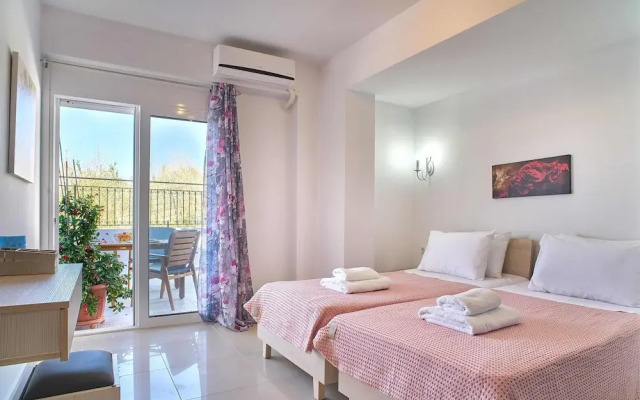 Lake View Suites