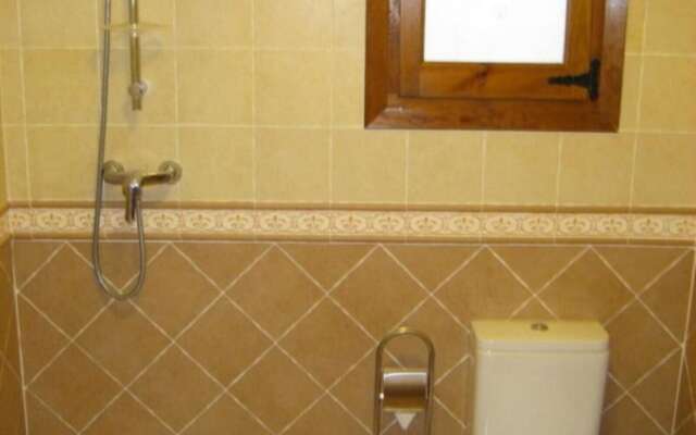 Villa - 3 Bedrooms with Pool - 104988