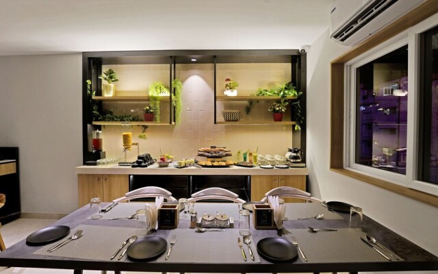 Hotel Bangalore Biz By Rivido