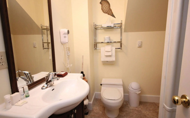 Saint Andrews Inn & Suites