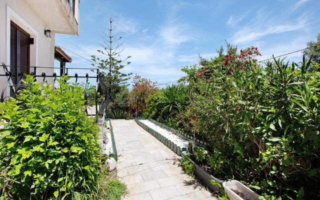 Yiannis Apartment 5 Adults