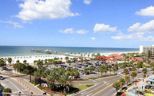 Pier House 60 Clearwater Beach Marina Hotel